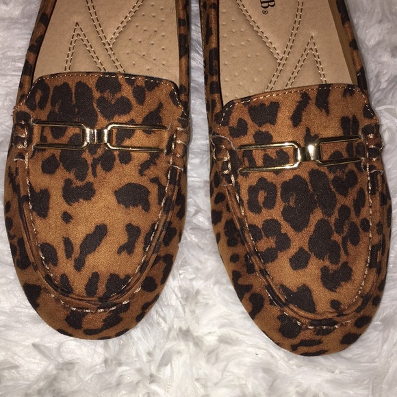 Leopard print faux suede loafers - Picture 5 of 5